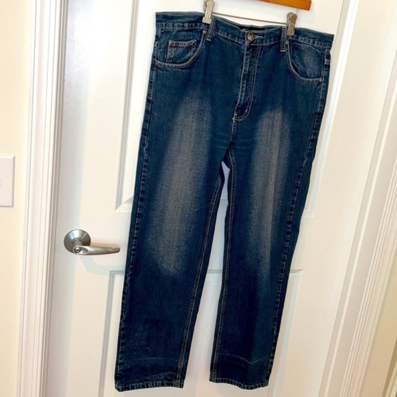 FIEND | Men’s Faded Wash Dark Blue Jeans Waist Size 40 Length 32 - Picture 5 of 7